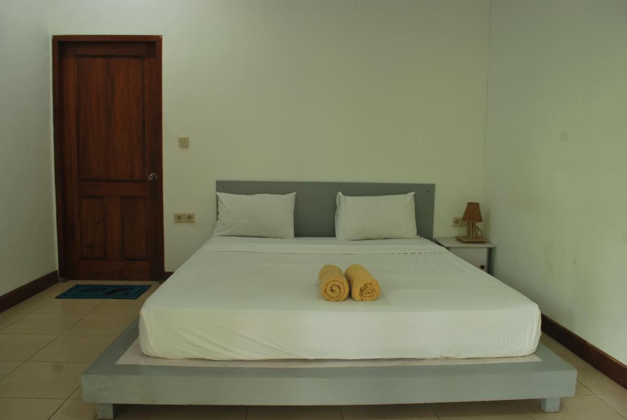 Gili Smile Bungalow Quần đảo Gili Ngoại thất bức ảnh