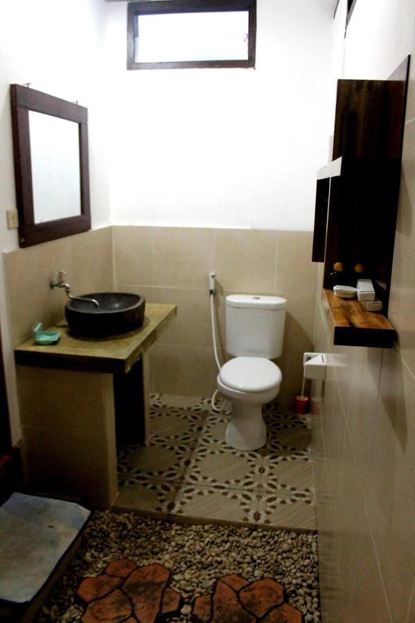 Gili Smile Bungalow Quần đảo Gili Ngoại thất bức ảnh