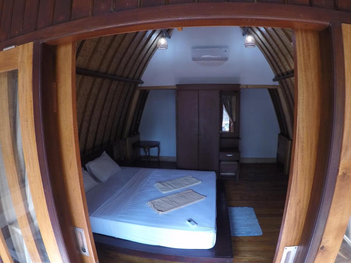 Gili Smile Bungalow Quần đảo Gili Ngoại thất bức ảnh