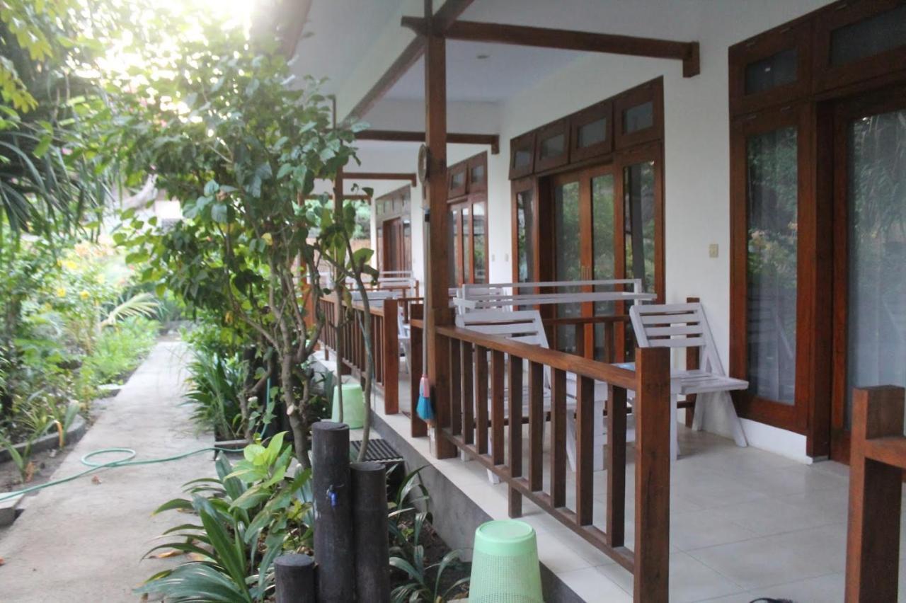 Gili Smile Bungalow Quần đảo Gili Ngoại thất bức ảnh