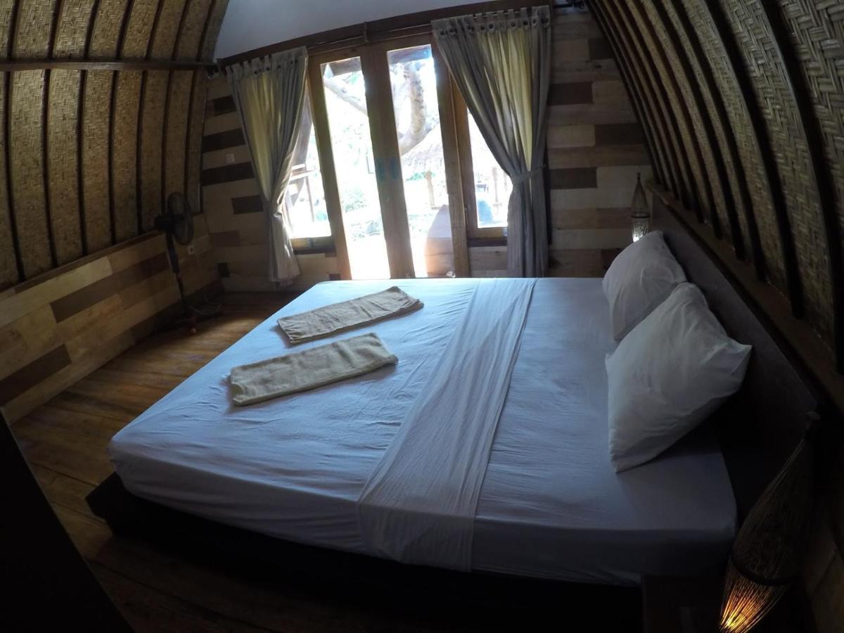 Gili Smile Bungalow Quần đảo Gili Ngoại thất bức ảnh