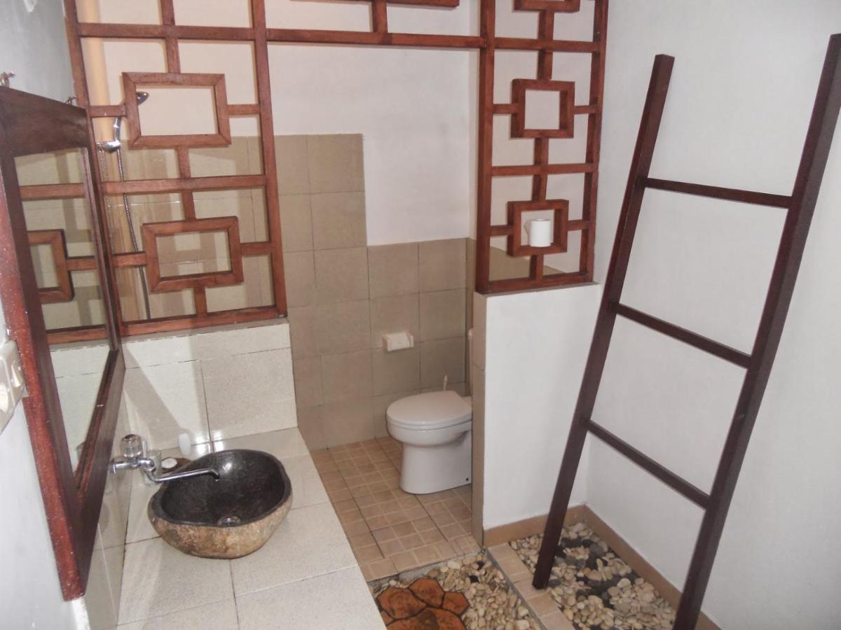 Gili Smile Bungalow Quần đảo Gili Ngoại thất bức ảnh