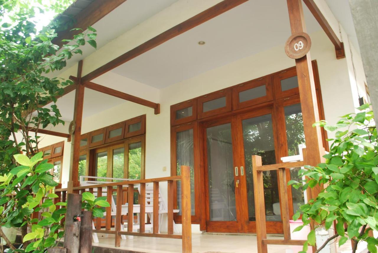 Gili Smile Bungalow Quần đảo Gili Ngoại thất bức ảnh