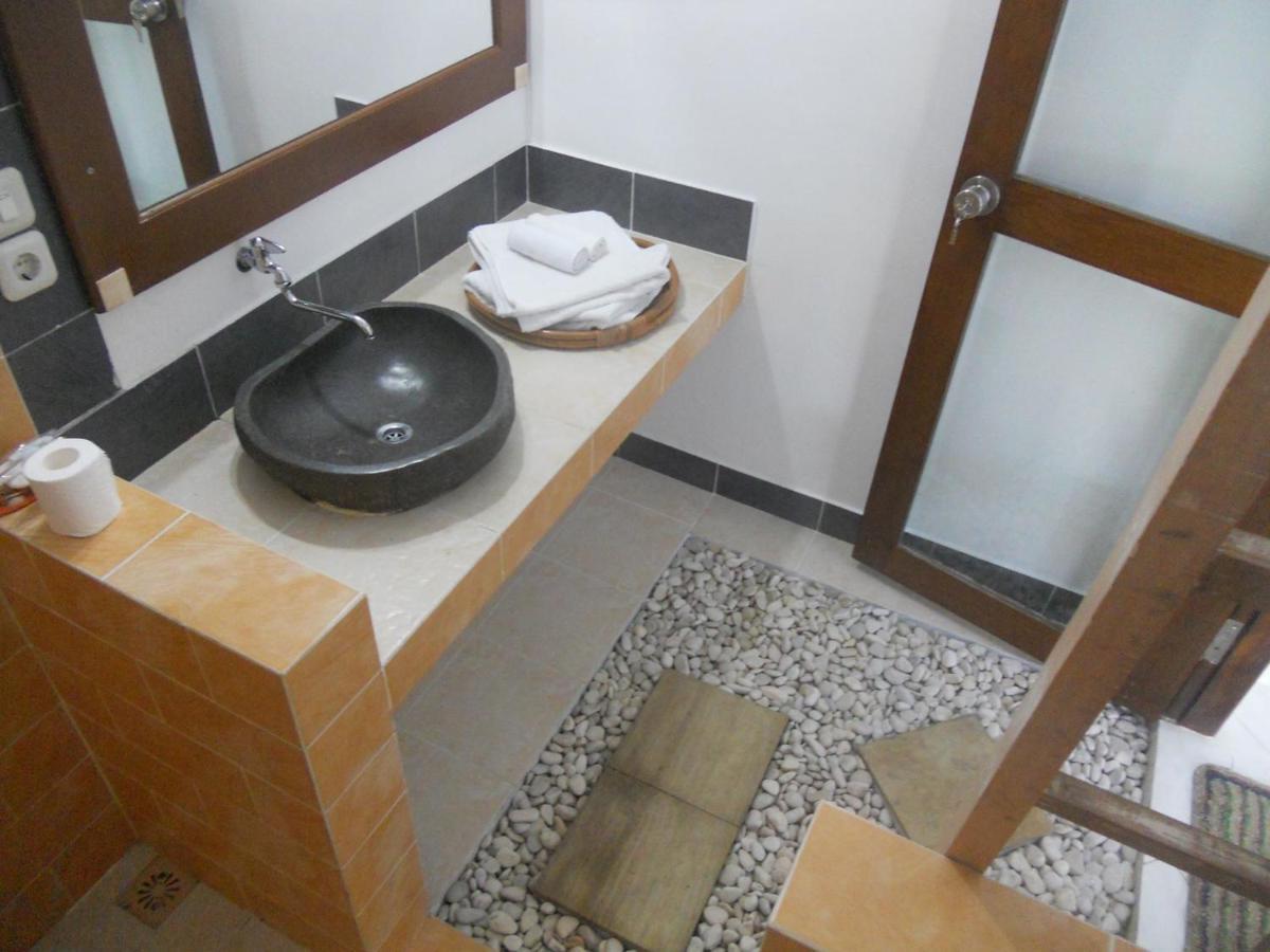 Gili Smile Bungalow Quần đảo Gili Ngoại thất bức ảnh
