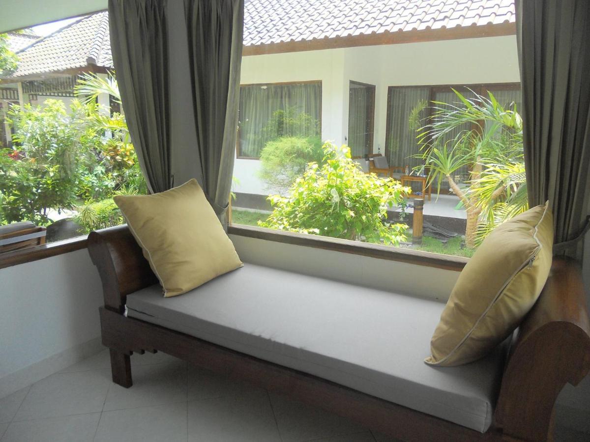 Gili Smile Bungalow Quần đảo Gili Ngoại thất bức ảnh
